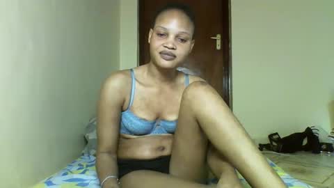 Snapshot of last_barbie chatting on 11/29/25, 12:35 Last barbie online show from 11/29/25, 12:35