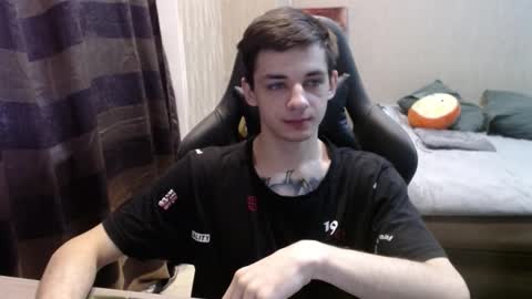 Kenny online show from 10/08/25, 10:57