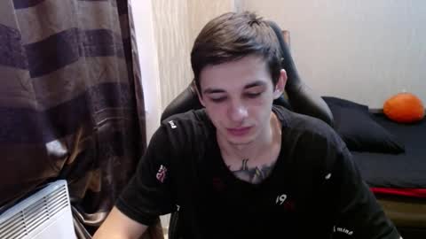 Kenny online show from 10/28/25, 01:25