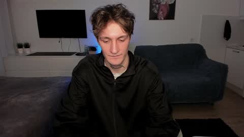 acie online show from 12/19/24, 07:07