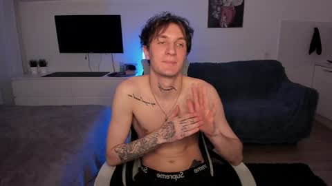 acie online show from 01/01/25, 02:20