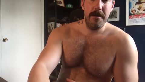 Latenightlunch online show from 05/11/26, 04:04