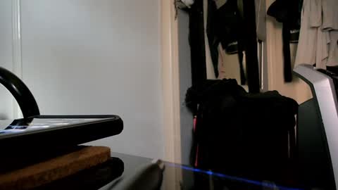 Snapshot of latensfer1111 chatting on 12/10/24, 05:22 latensfer1111 online show from 12/10/24, 05:22