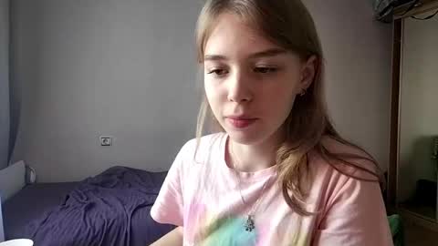 Snapshot of lateshastarnaud chatting on 04/30/26, 08:09 Linet online show from 04/30/26, 08:09