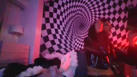 Snapshot of latex4grandpa chatting on 04/12/26, 04:17 latex4grandpa online show from 04/12/26, 04:17