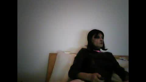 Snapshot of latex4grandpa chatting on 06/07/26, 02:05 latex4grandpa online show from 06/07/26, 02:05