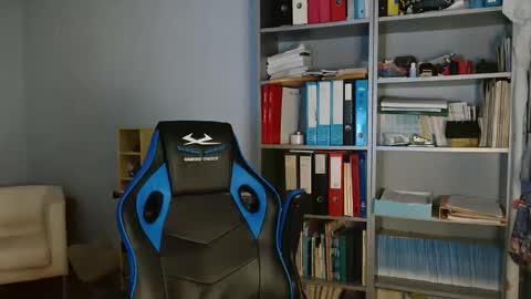 Snapshot of latex_doll_iris chatting on 01/12/26, 06:24 Latex Doll Iris online show from 01/12/26, 06:24