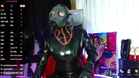 Snapshot of latex_rose_daniels chatting on 02/01/25, 07:05 ROSE online show from 02/01/25, 07:05