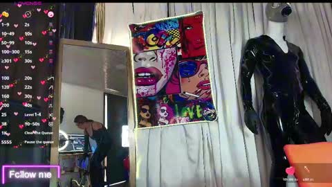 Snapshot of latex_rose_daniels chatting on 03/12/25, 02:45 ROSE online show from 03/12/25, 02:45