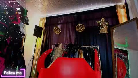 Snapshot of latex_rose_daniels chatting on 09/19/25, 02:07 ROSE online show from 09/19/25, 02:07