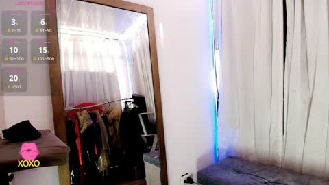 Snapshot of latex_rose_daniels chatting on 04/24/26, 09:06 ROSE online show from 04/24/26, 09:06