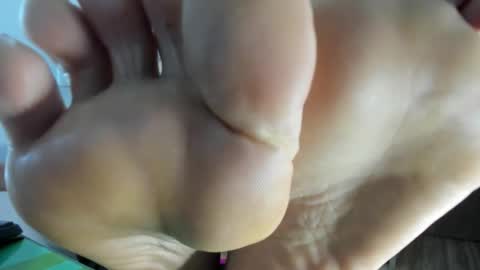 Snapshot of latin__curly chatting on 03/29/26, 01:16 Afrodita online show from 03/29/26, 01:16