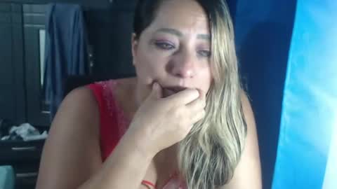 Snapshot of latin_big_boobs chatting on 10/25/25, 11:54 latin_big_boobs online show from 10/25/25, 11:54