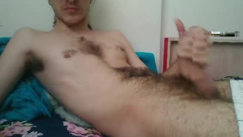Snapshot of latin_boi6 chatting on 04/08/26, 08:09 Angel online show from 04/08/26, 08:09