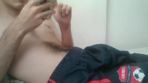 Snapshot of latin_boi6 chatting on 05/08/26, 02:55 Angel online show from 05/08/26, 02:55