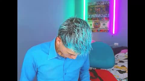 latin_boysxxx_ online show from 10/11/25, 01:38