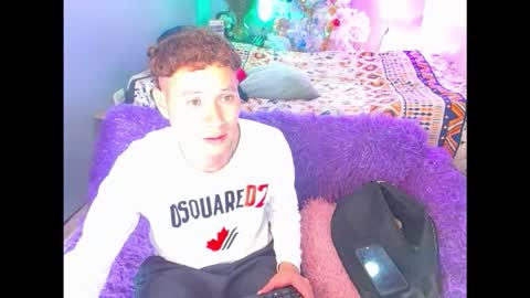 latin_boysxxx_ online show from 12/03/25, 07:23