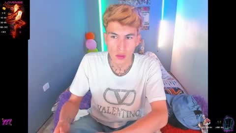 latin_boysxxx_ online show from 05/12/26, 03:25