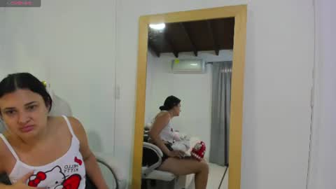 Snapshot of latin_couple20y chatting on 07/19/26, 10:13 Johana y Santiago online show from 07/19/26, 10:13