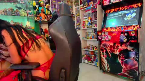 Snapshot of latin_couple77 chatting on 02/15/25, 12:11 Sara y Andy online show from 02/15/25, 12:11