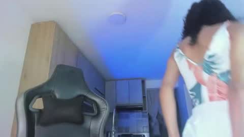 Snapshot of latin_goddessx chatting on 03/12/25, 02:09 instagramlatin goddessx   im nikoll online show from 03/12/25, 02:09