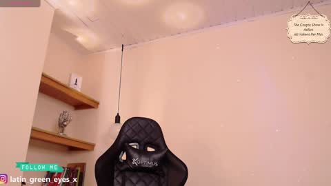 Snapshot of latin_green_eyes_ chatting on 02/24/25, 05:31 latin_green_eyes_ online show from 02/24/25, 05:31