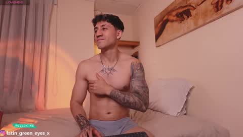 Snapshot of latin_green_eyes_ chatting on 10/11/25, 01:16 latin_green_eyes_ online show from 10/11/25, 01:16