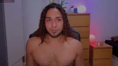 Snapshot of latin_luxury_i chatting on 10/14/25, 05:19  Free OF online show from 10/14/25, 05:19