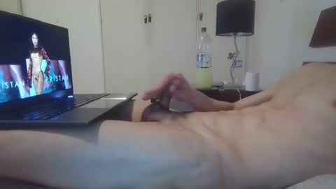 Snapshot of latin_pap chatting on 10/04/25, 11:30 latin_pap online show from 10/04/25, 11:30