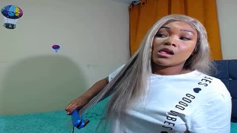 karen online show from 03/11/25, 04:32