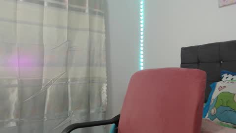 karen online show from 11/08/25, 02:45