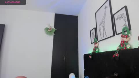 Snapshot of latina_col chatting on 12/20/24, 06:02 Hanna  online show from 12/20/24, 06:02