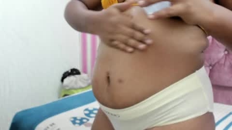 latina_cute_20 online show from 05/17/26, 12:56
