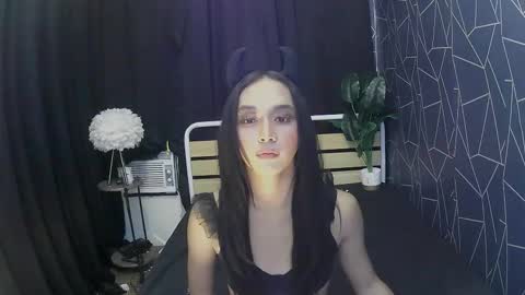 latina_kia online show from 11/24/25, 11:54