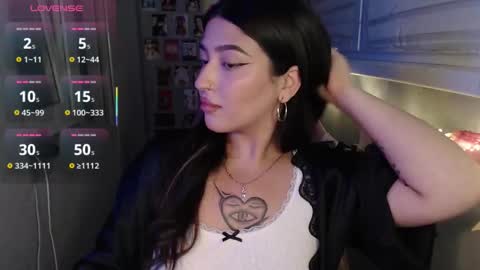 Snapshot of latina_mia chatting on 09/12/25, 08:42 miiiiiiaaaa online show from 09/12/25, 08:42