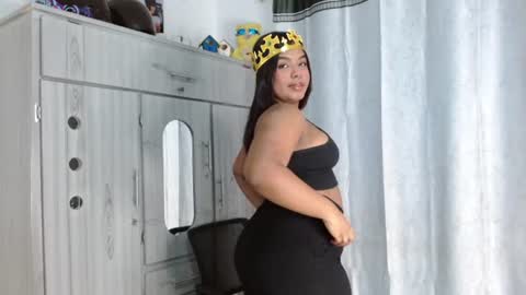 latina_queen0 online show from 07/16/26, 03:01