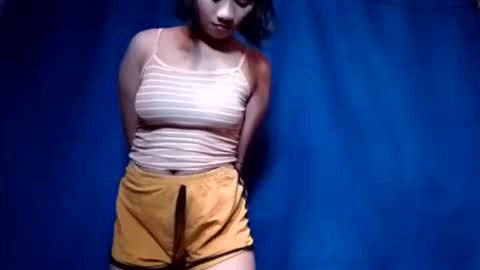 Snapshot of latina_shaine chatting on 03/25/26, 02:28 latina_shaine online show from 03/25/26, 02:28