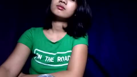 Snapshot of latina_shaine chatting on 06/18/26, 12:42 latina_shaine online show from 06/18/26, 12:42
