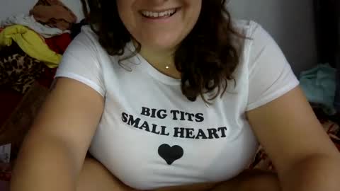 Snapshot of latinagoddess_isa chatting on 10/01/25, 10:38 latinagoddess_isa online show from 10/01/25, 10:38