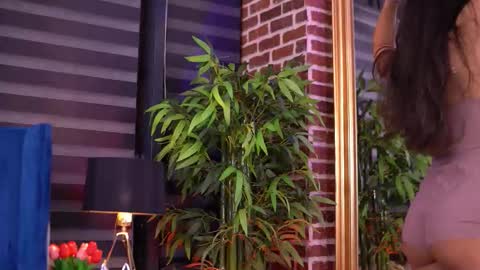 Latina online show from 02/18/26, 06:26