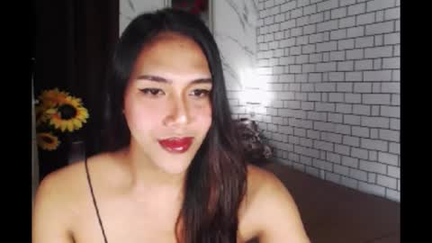 Snapshot of latinatshugecock chatting on 09/14/25, 03:33 Cha online show from 09/14/25, 03:33