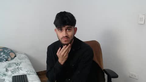 camilo online show from 12/04/24, 01:14