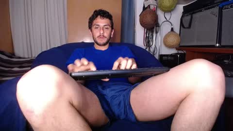 Juanito online show from 09/30/25, 03:00