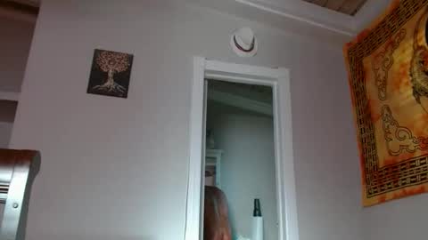 Snapshot of latinfyre chatting on 11/24/25, 08:19 Chris online show from 11/24/25, 08:19