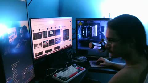 latinincognito online show from 12/15/24, 10:18