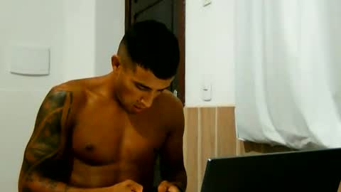 Snapshot of latinmarian chatting on 03/13/26, 09:05 latinmarian online show from 03/13/26, 09:05