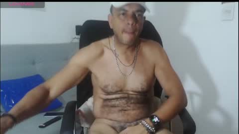 Snapshot of latinmartin254 chatting on 05/23/26, 02:06 latinmartin254 online show from 05/23/26, 02:06