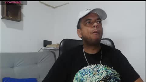 Snapshot of latinmartin254 chatting on 05/31/26, 04:53 latinmartin254 online show from 05/31/26, 04:53