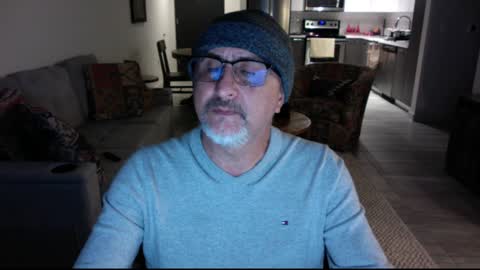 QS - INDEPENDENT MODEL online show from 12/27/24, 07:08