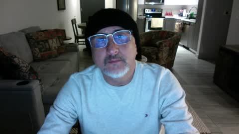 QS - INDEPENDENT MODEL online show from 01/23/25, 02:44